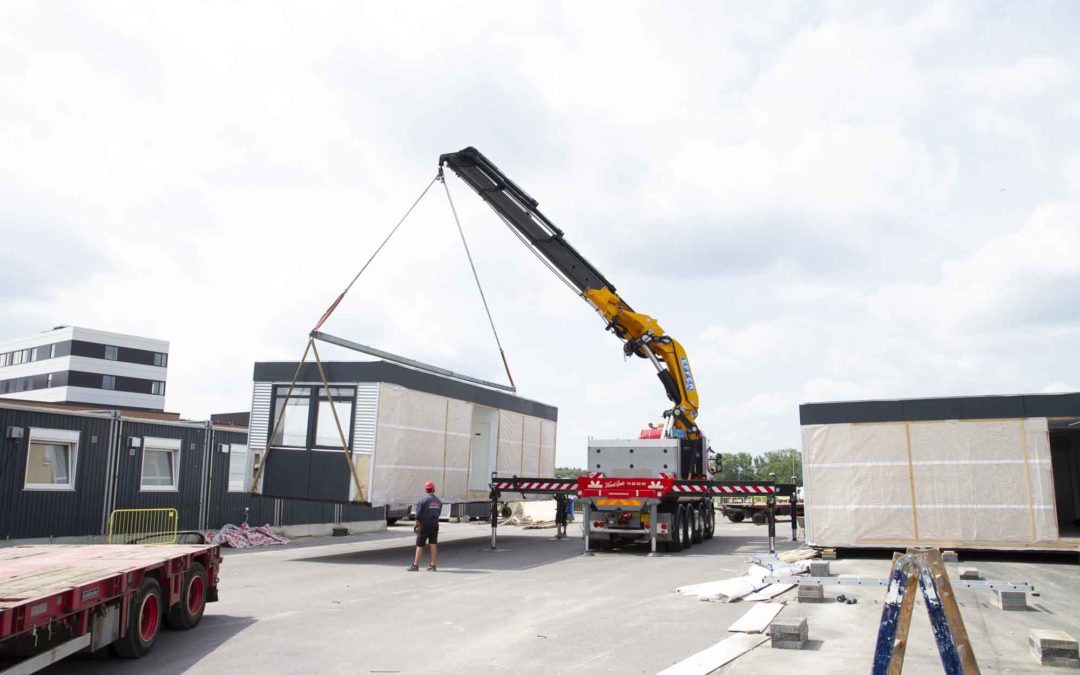 Hejsning, transport og opsætning af pavilloner for ABC Pavilloner til ny byggeplads i Risskov